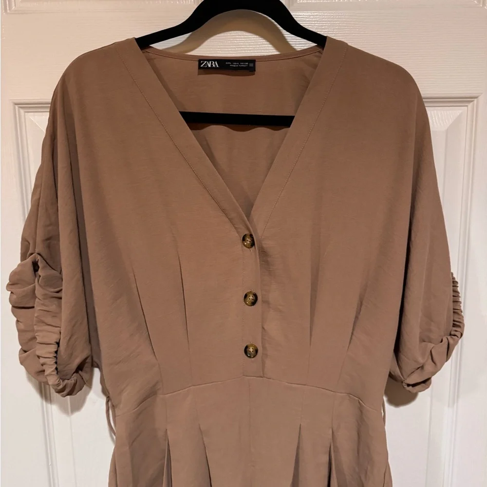 Zara jumpsuit - Picture 2 of 6